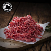 Bœuf haché frais 100 % muscle, préparé à la demande dans notre atelier.