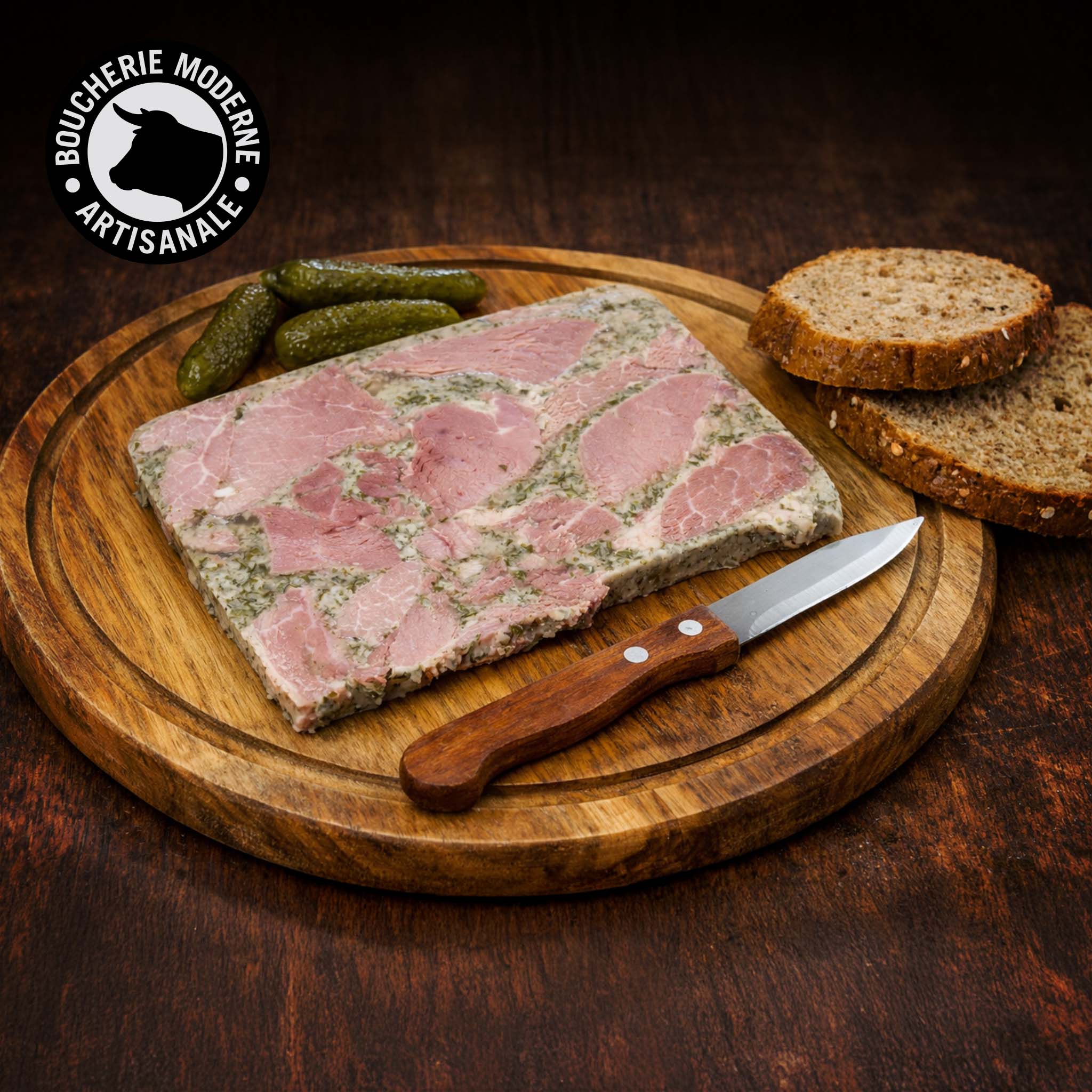 Jambon de Bourgogne artisanal, salé à sec et affiné, à la saveur délicate du terroir.
