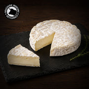 Saint-Félicien, fromage crémeux à pâte molle, doux et fondant.