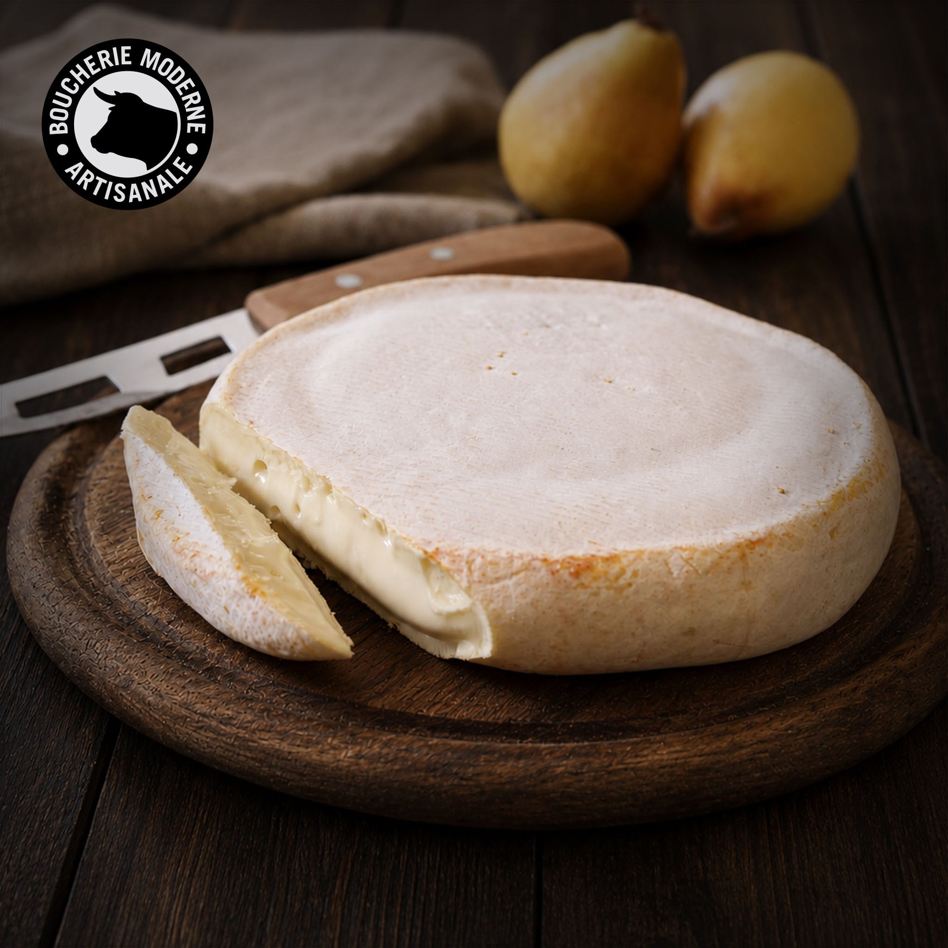 Reblochon fruitier, fromage savoyard crémeux et délicatement boisé.
