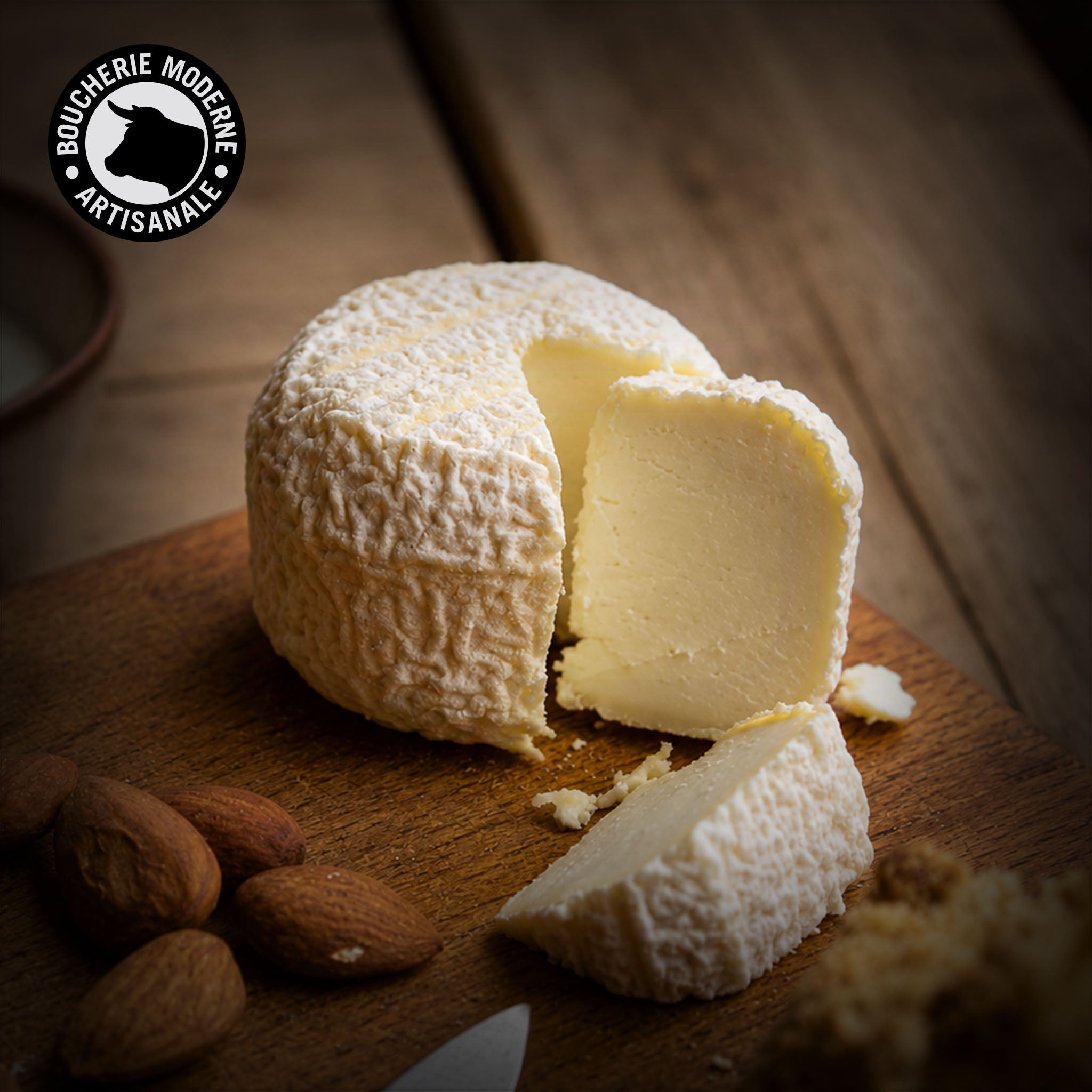 Crottin de Chavignol AOP, fromage de chèvre typé et équilibré.
