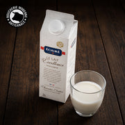 Lait demi-écrémé de qualité, issu d’une laiterie reconnue pour son savoir-faire.