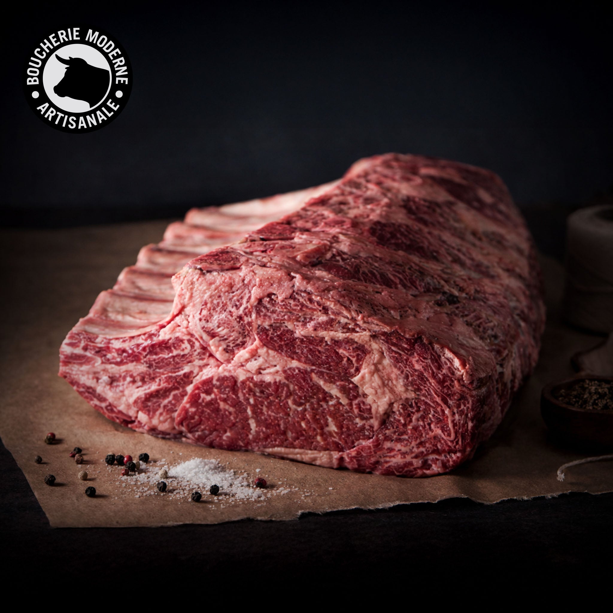 Côte de bœuf Salers généreuse et de caractère, idéale pour un repas convivial.