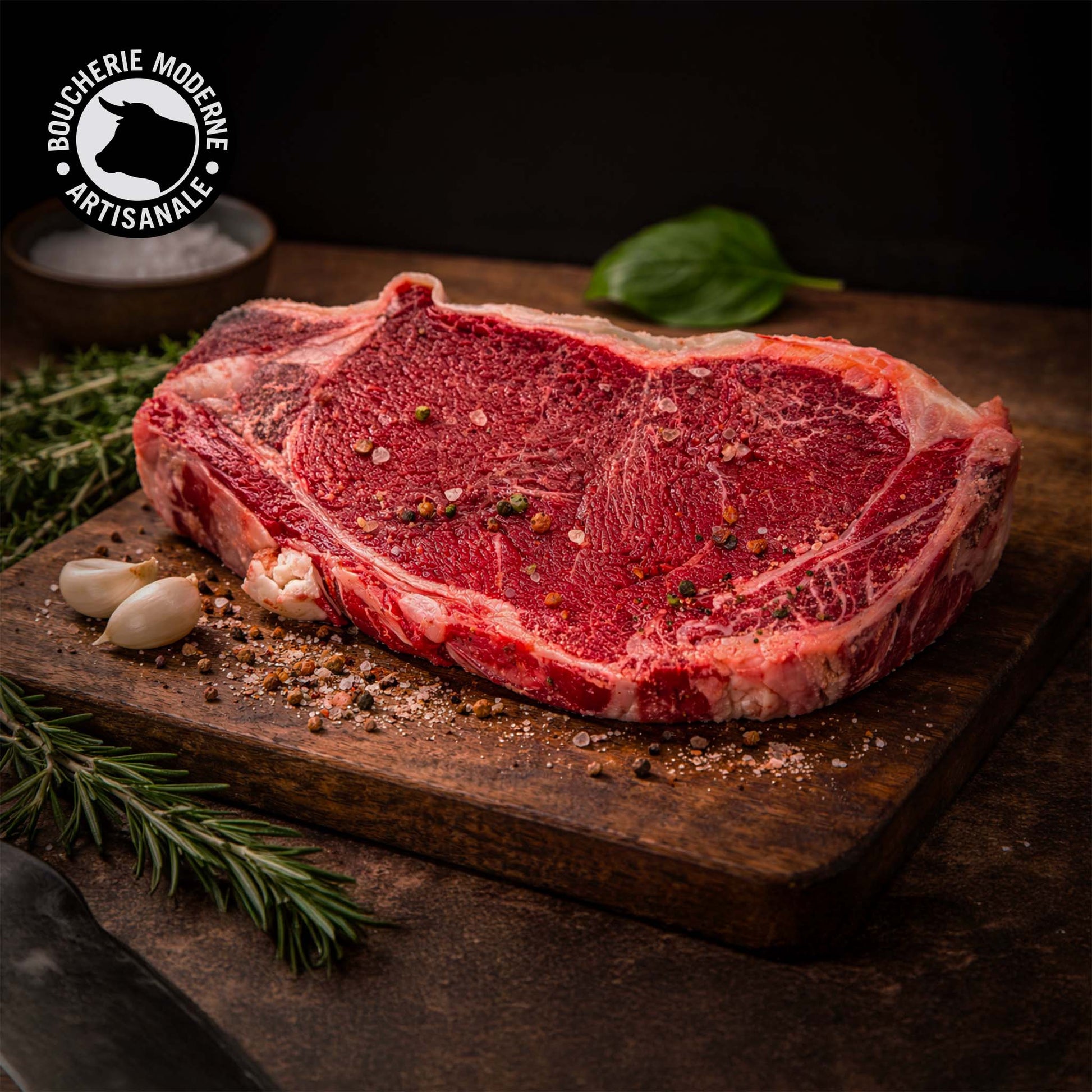 Faux-filet Bavière savoureux et équilibré, idéal pour une cuisson rapide au grill.