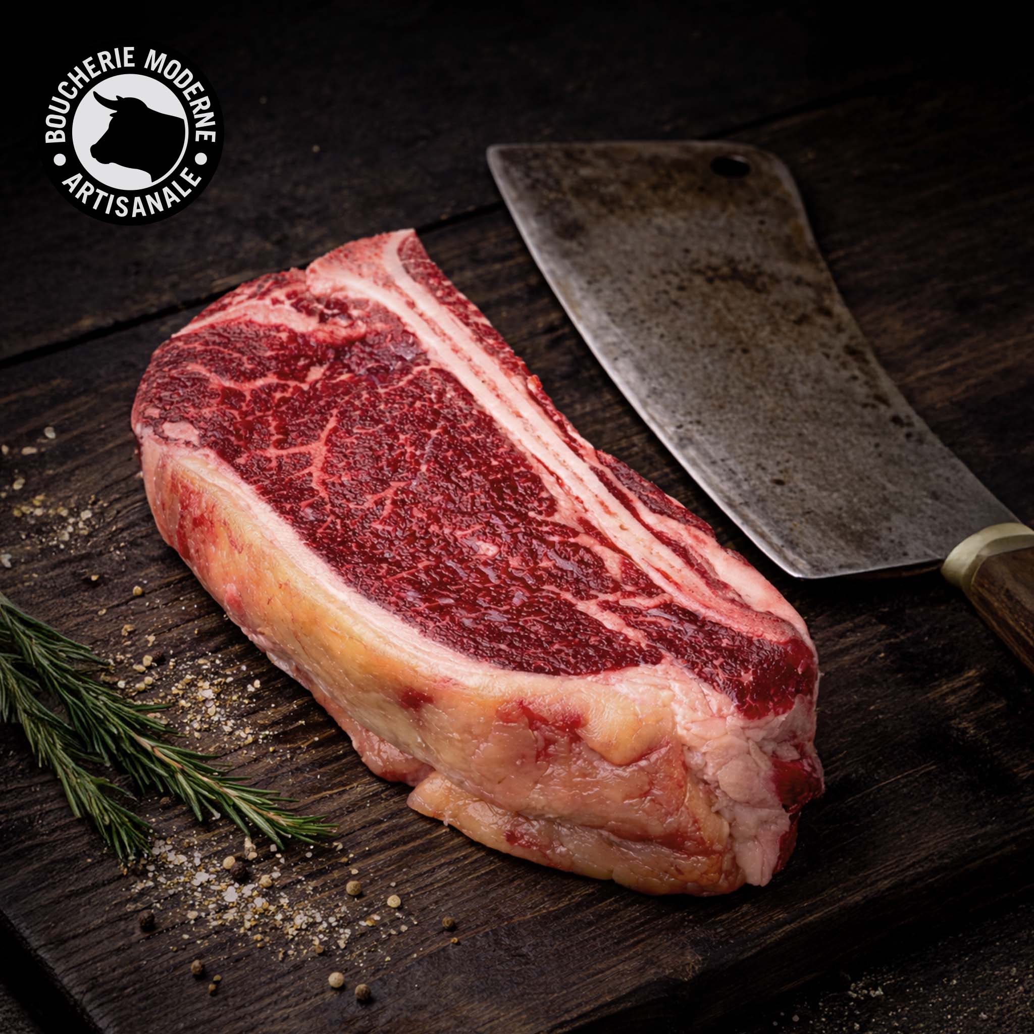 L-Bone Longhorn savoureuse et persillée, idéale pour une cuisson au grill.