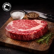 Entrecôte Rubia Gallega puissante et persillée, idéale pour une cuisson vive au grill.