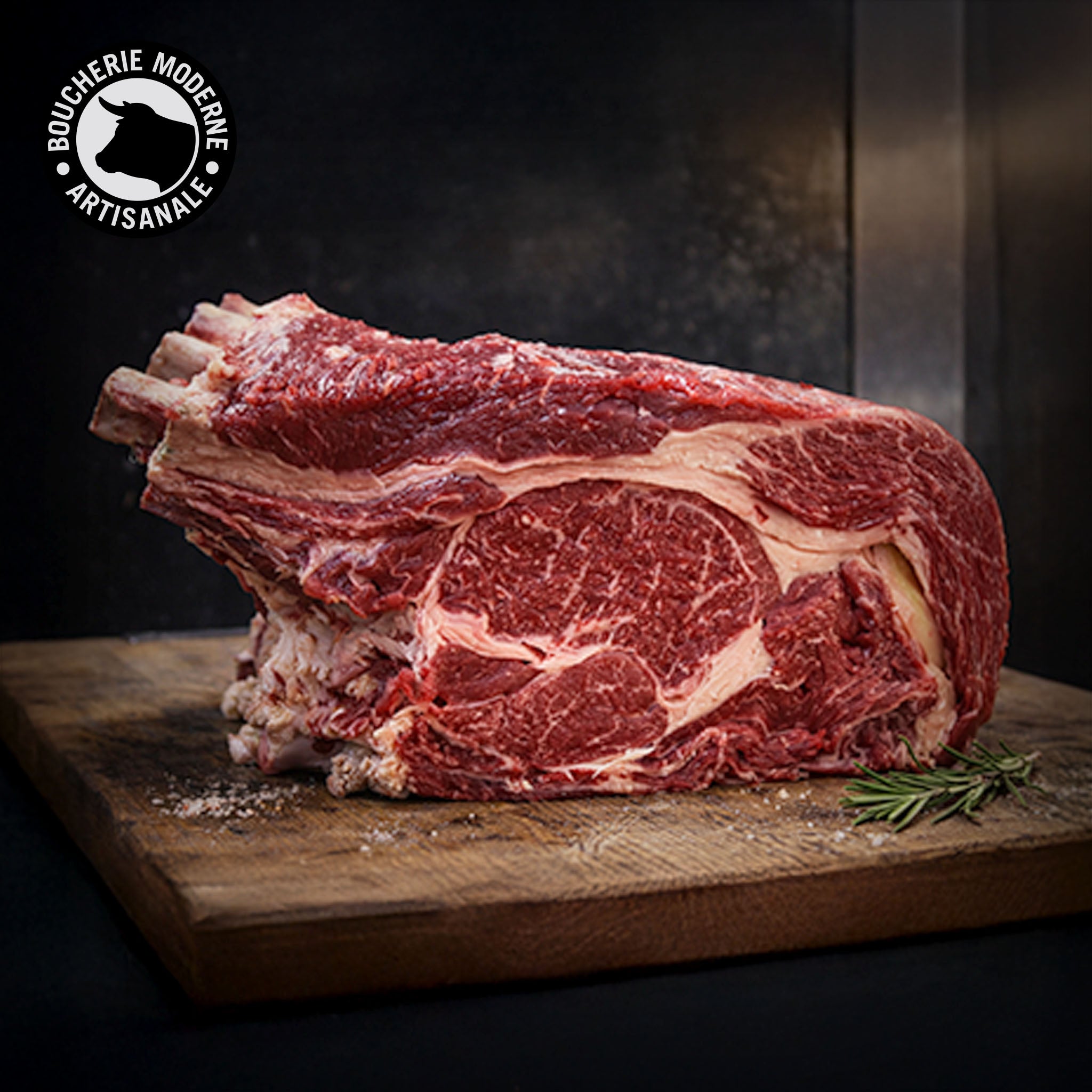 Côte de bœuf Rubia Gallega intense et persillée, idéale pour une cuisson au grill ou au four.