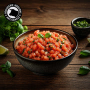 Tartare de tomate, frais et acidulé, relevé aux herbes.