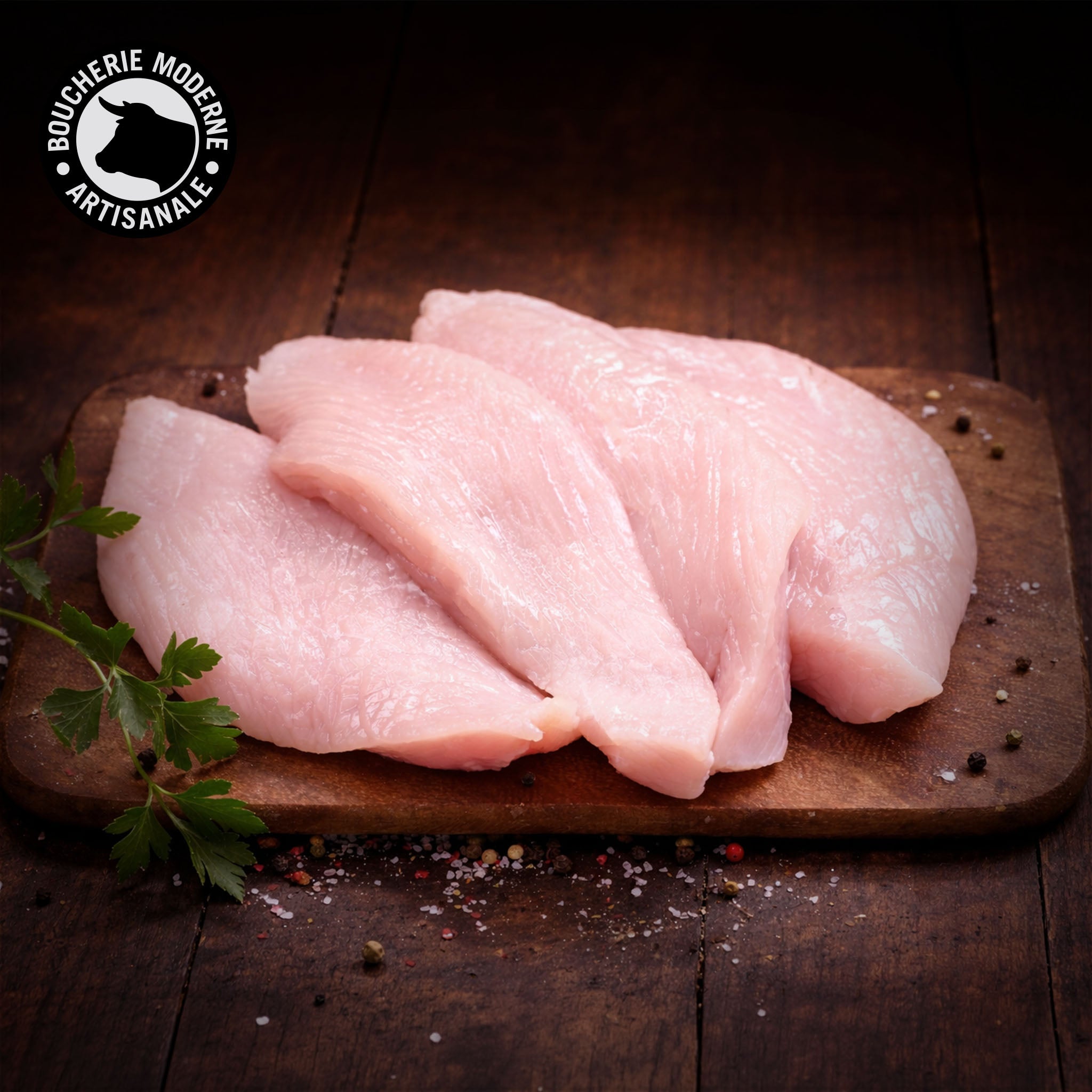 Escalope de dinde fine et moelleuse, idéale pour une cuisine légère.