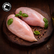 Filet de poulet tendre et savoureux, parfait pour toutes vos recettes.