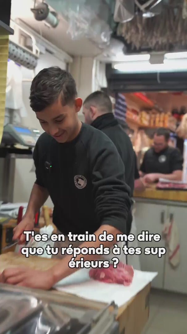 Charger la vidéo : Portrait Vidéo du boucher Isaac Bouvet